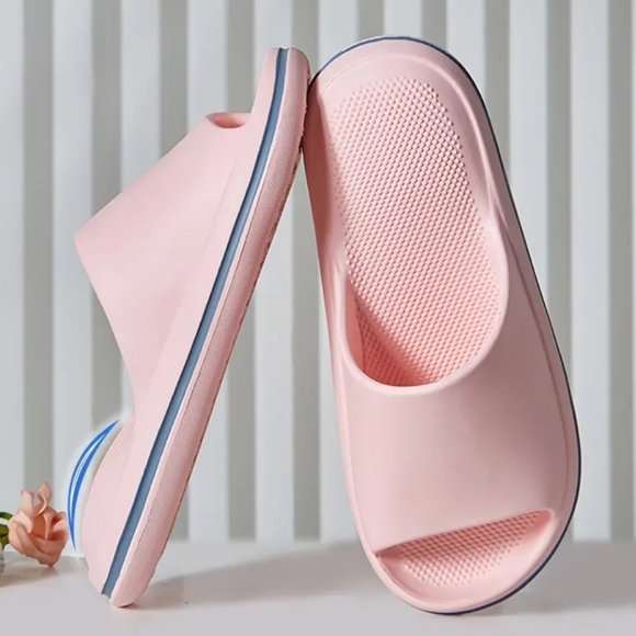 NWT!! Beautiful Pretty in Pink Open Toe Sandal Slides!! Always Open to Offers!! - Picture 6 of 8